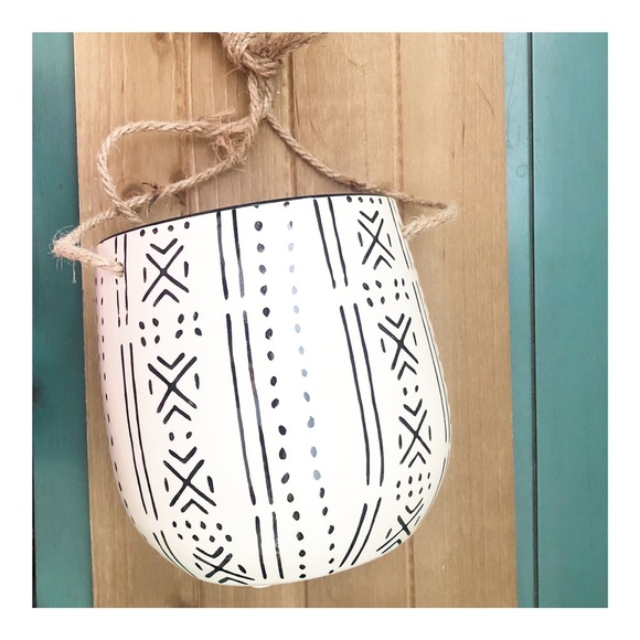 Other - Hanging Planter with Jute String Blk/Wht 6 1/2"H